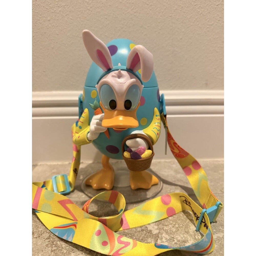 Disney Parks Disneyland Donald Duck Easter Spring Egg Sipper Cup with Straw